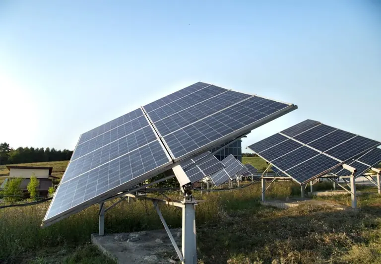 Cover image: Solar Energy: Digital Marketing for Companies in the Sector