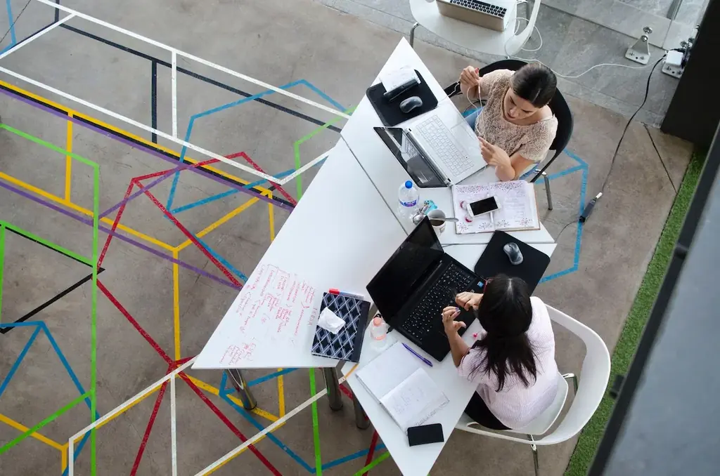 Team gathered working in a digital marketing agency