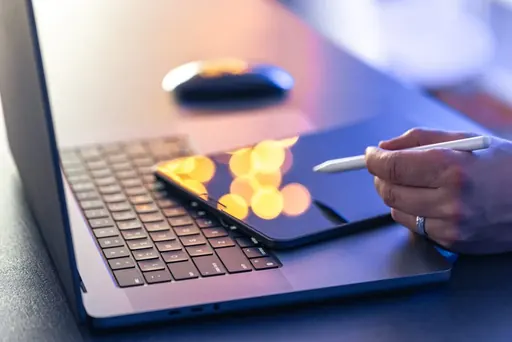 Imagem de capa do artigo: Why hiring paid traffic agencies is essential for increasing leads and sales for your business? Imagem de capa do artigo: Why hiring paid traffic agencies is essential for increasing leads and sales for your business?