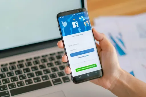 Imagem de capa do artigo: Why is Your Competitor Succeeding with Facebook Ads? Discover the Hidden Secrets