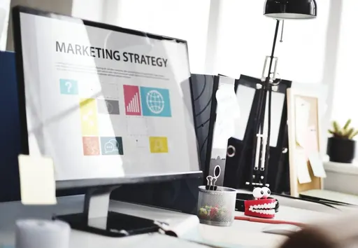 Imagem de capa do artigo: Digital Marketing Strategies for Small Businesses in 2026 Imagem de capa do artigo: Digital Marketing Strategies for Small Businesses in 2026