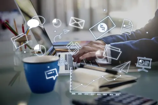 Imagem de capa do artigo: How to Build a Digital Marketing Strategy Imagem de capa do artigo: How to Build a Digital Marketing Strategy