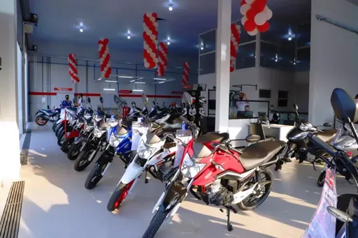 Imagem de capa do artigo: Motorcycle Store Marketing: Effective Techniques in 2026 Imagem de capa do artigo: Motorcycle Store Marketing: Effective Techniques in 2026